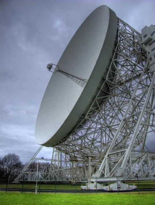 Spectacular radio telescopes around the world (25 pics)
