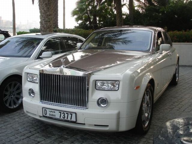 The super cars of the UAE (100 pics)