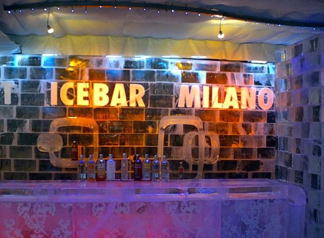 Ice bars around the world (23 pics)