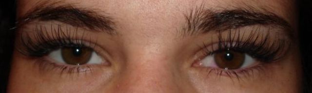 Extended eyelashes (12 pics)