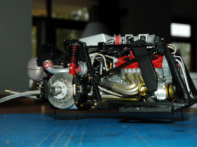 Miniature Ferrari F40 (45 pics)