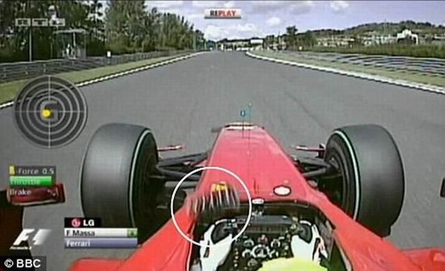 Felipe Massa is a very lucky man (13 pics + 2 videos)