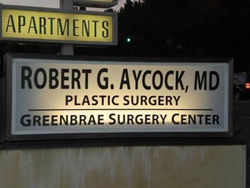 The most inappropriate last names incompatible with people’s profession (13 pics)