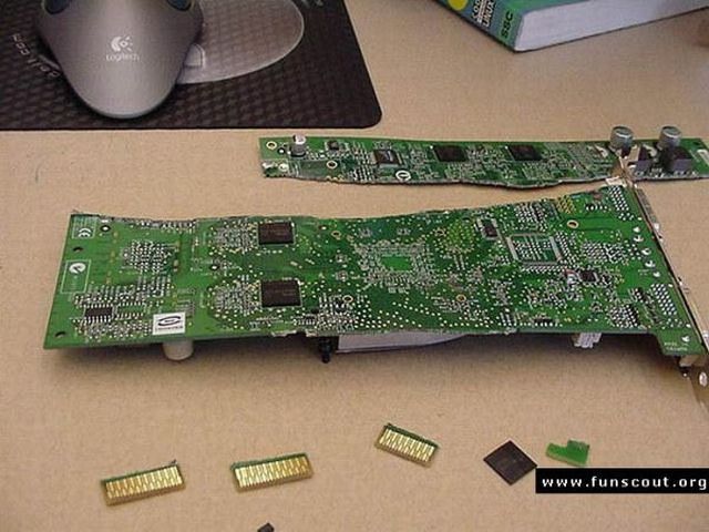 Why you shouldn’t order a graphics card by mail (19 pics)