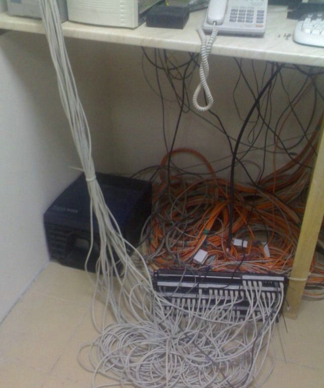 Compilation of funny pics for the Sysadmin Day (126 pics)