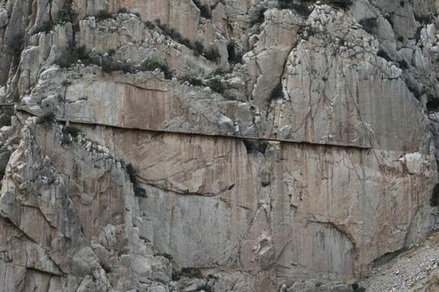 El Caminito del Rey – one of the most dangerous walkway in the world (8 pics)