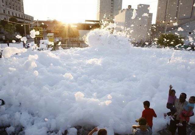When there is a lot of foam (53 pics)