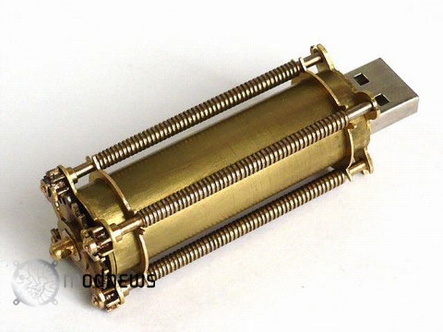 Steampunk flash drive (31 pics)