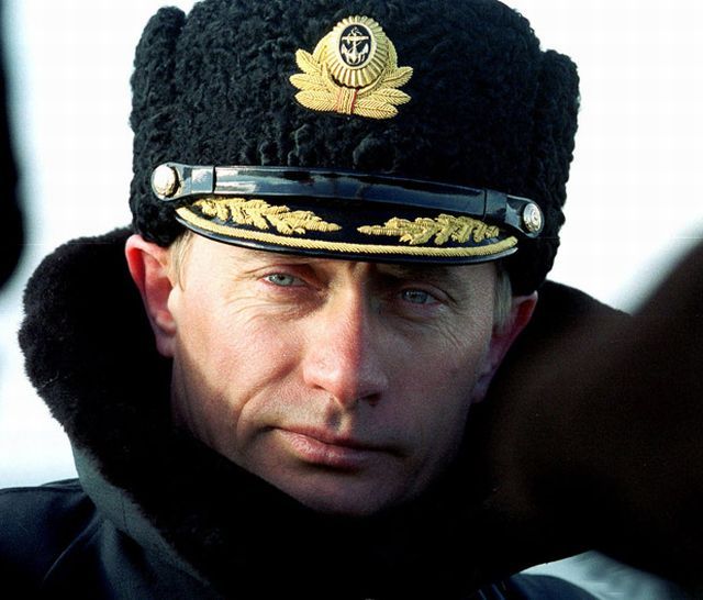 Vladimir Putin – a real action man! (23 pics)