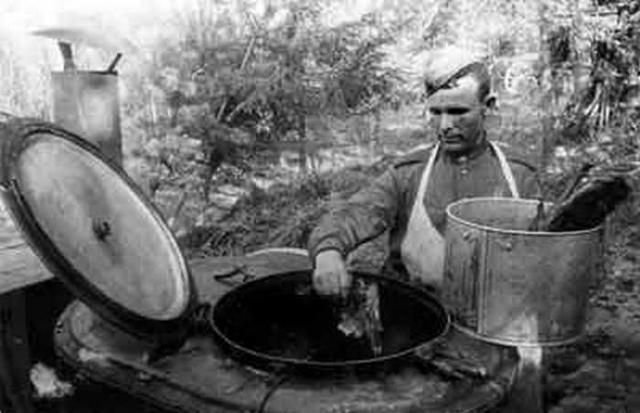 How soldiers ate during the war (15 pics)