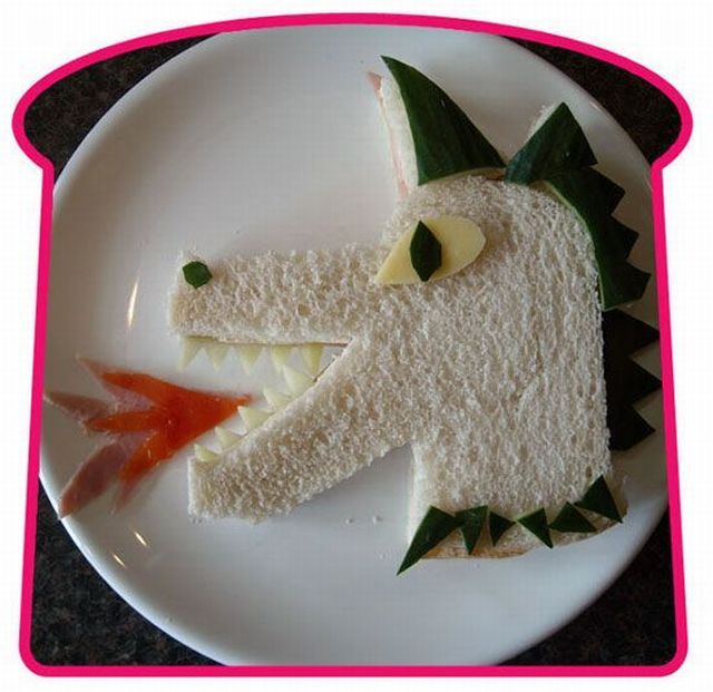 Great art with sandwiches (24 pics)