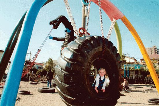 Unusual playground (14 pics)