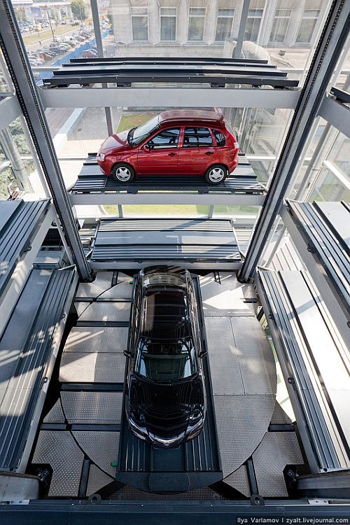 The most modern parking lot in Moscow (23 pics)