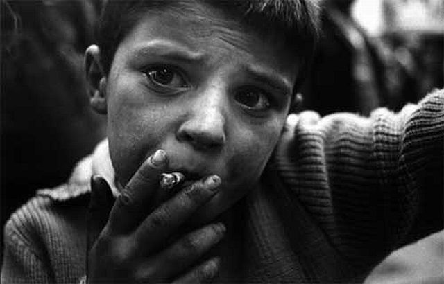 Children and cigarettes (45 pics)