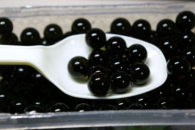 Black Caviar (5 pics)
