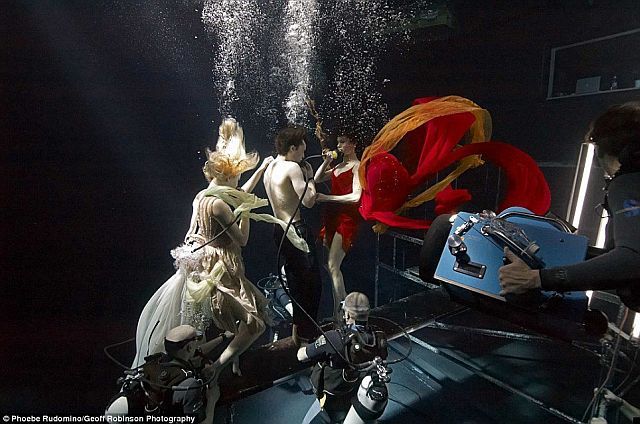 Underwater photography studio (11 pics)