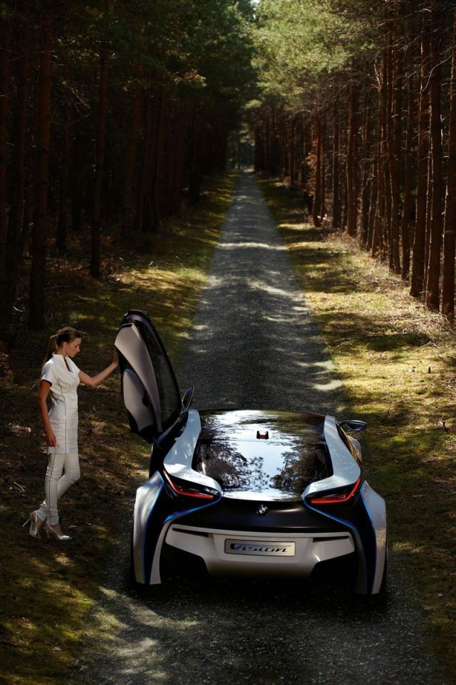 New concept car - BMW Vision EfficientDynamics (25 pics + 1 video)