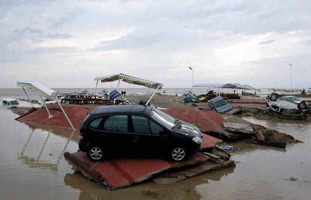 Flash floods in Turkey (12 pics)