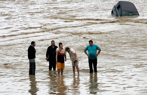 Flash floods in Turkey (12 pics)