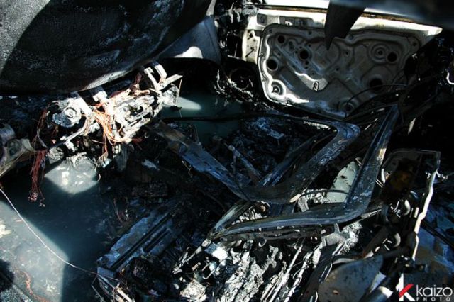 Burnt Hyundai Genesis Coupe (25 pics)