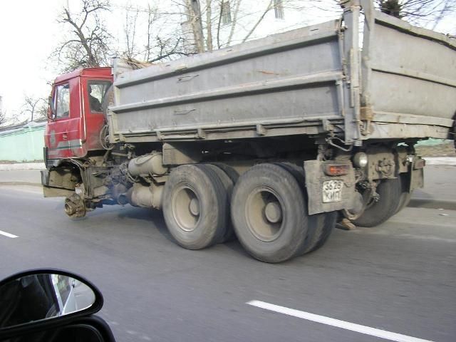 Russian drivers: skilled or crazy (15 pics + 1 video)