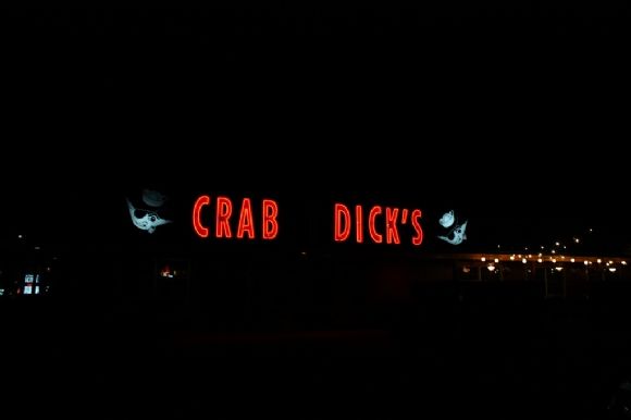 Hilarious neon signs (18 pics)