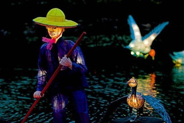 Chinese lanterns (12 pics)