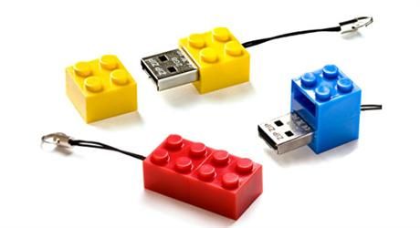 LEGO gadgets (15 pics)
