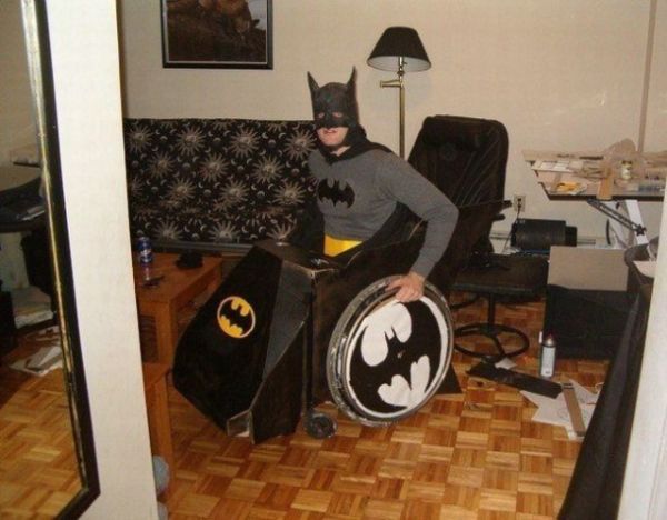 Weird and hilarious Halloween costumes (46 pics)