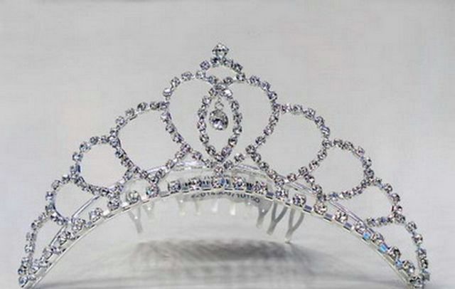 Royal crowns and tiaras (47 pics)