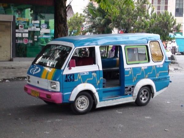 Indonesian shuttles (17 pics) - Izismile.com