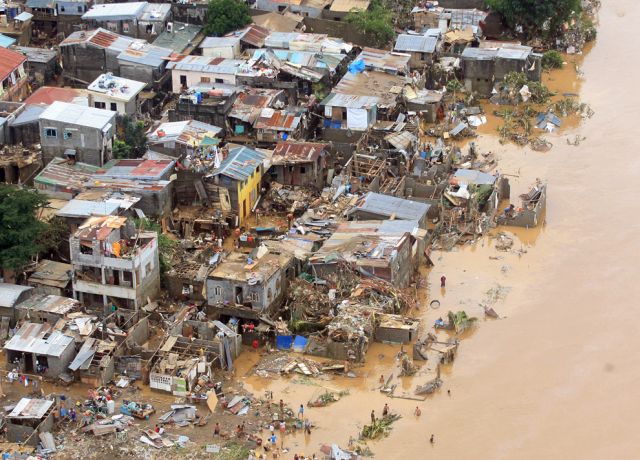Damages of Typhoon Ketsana (36 pics)