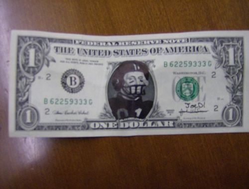 Compilation of funny defaced bills (25 pics)