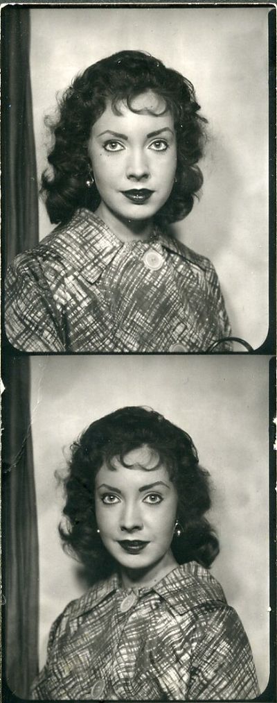 The life of a woman through a photo album (25 pics)