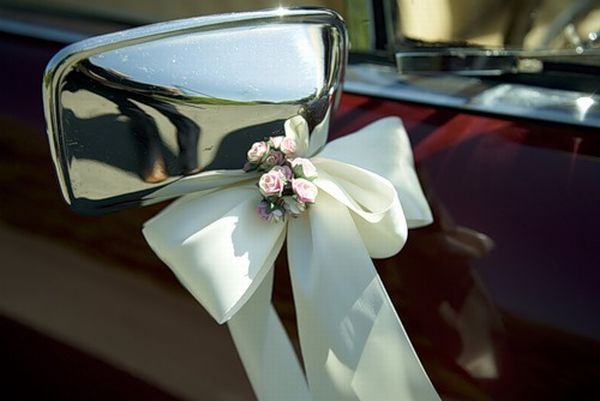 Different wedding cars (23 pics)