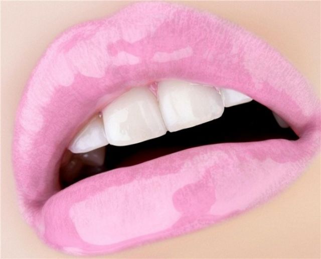 Beautiful lips make-up (21 pics)