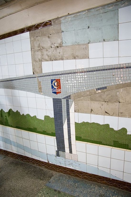 Decorations in the Pedestrian Underpasses (28 pics)