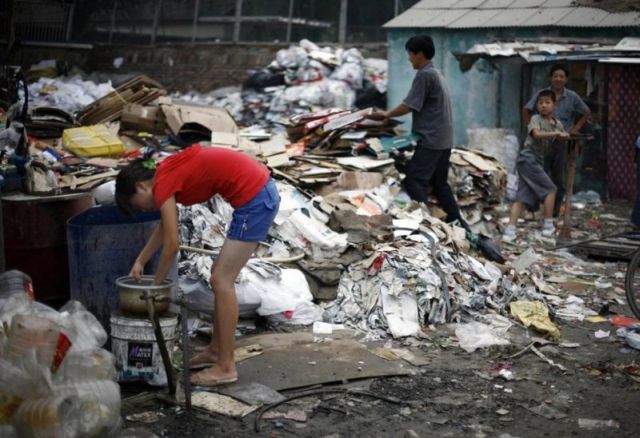 Trash Problem in China (11 pics) - Izismile.com