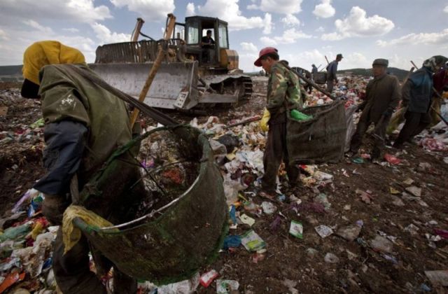 Trash Problem in China (11 pics) - Izismile.com