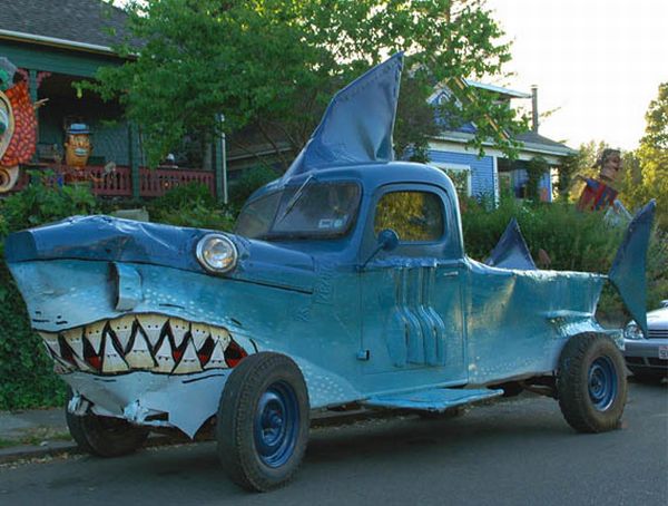The most insane car tuning (13 pics)