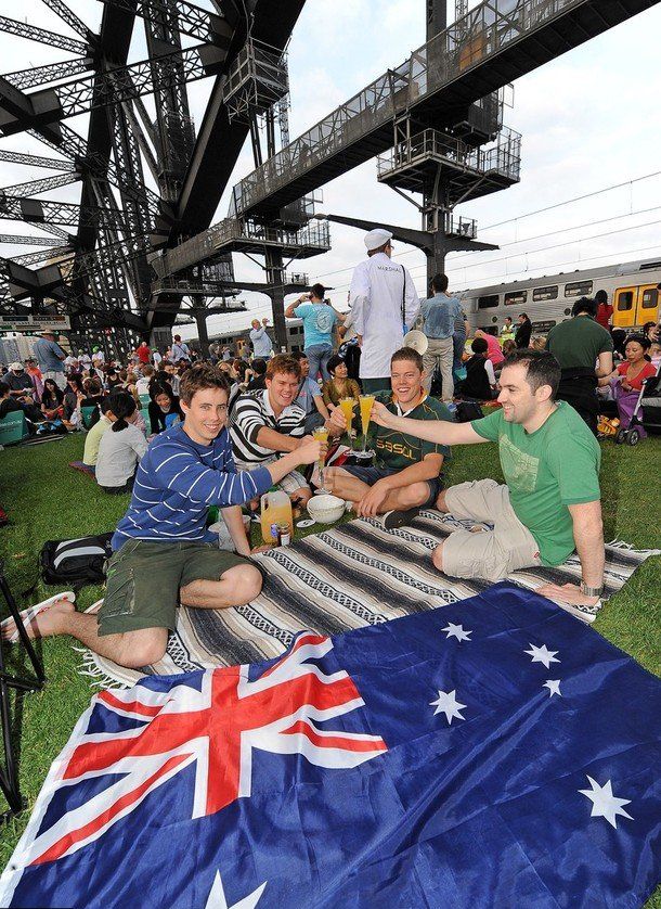 Would You Like to Have Breakfast on Sydney Harbour Bridge? (16 pics) Would You Like to Have Breakfast on Sydney Harbour Bridge? (16 pics)