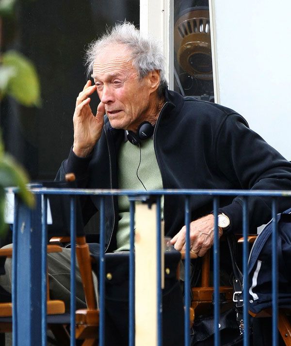 Clint Eastwood, a real grandpa now ;) (10 pics) - Izismile.com