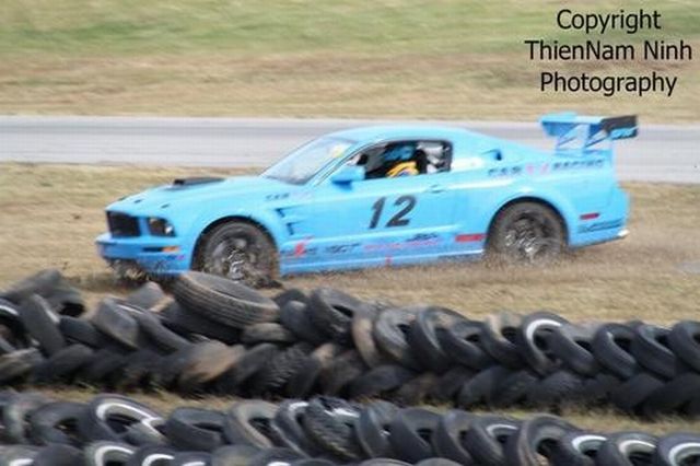 Crashed Mustang :( (11 pics) - Izismile.com