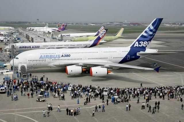 Airbus A380 (9 pics)
