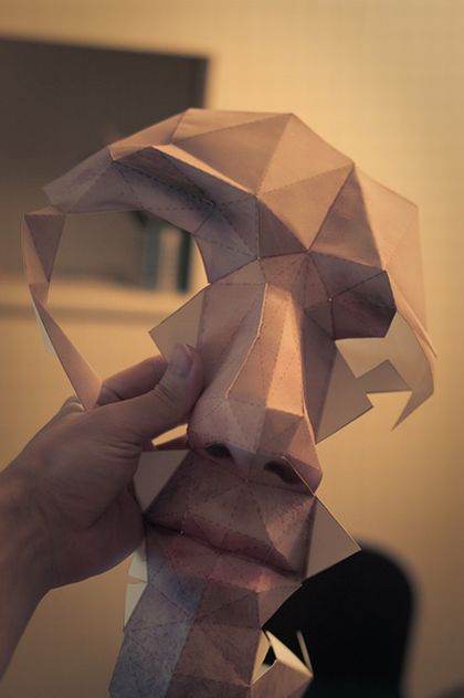 Huge Paper Head (16 pics)