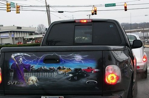 Cool Airbrushed Mexican Tailgate Murals (51 pics)