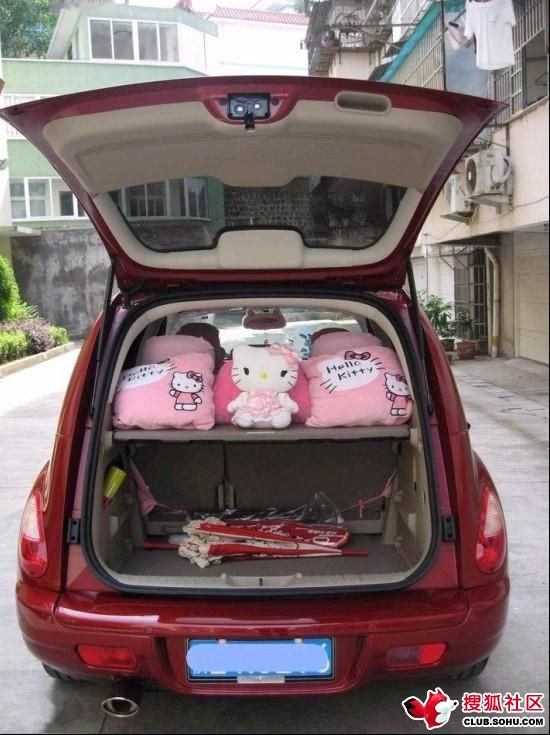 Hello Kitty Style Chrysler PT Cruiser (12 pics)