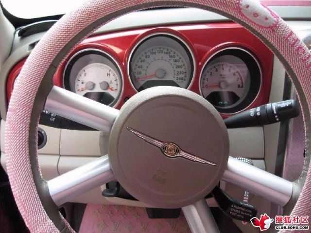 Hello Kitty Style Chrysler PT Cruiser (12 pics)
