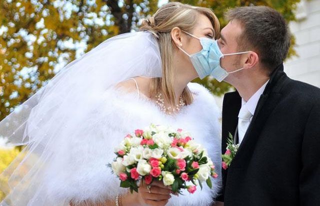 Swine Flu And People’s Reaction To It (25 pics)