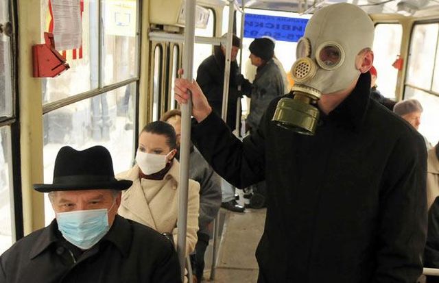 Swine Flu And People’s Reaction To It (25 pics)